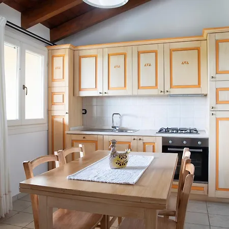 Ξενοδοχείο με διαμερίσματα Sole D'estate Agriresidence 4*