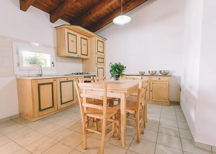 Sole D'estate Agriresidence מלון דירות קוסטה ריי